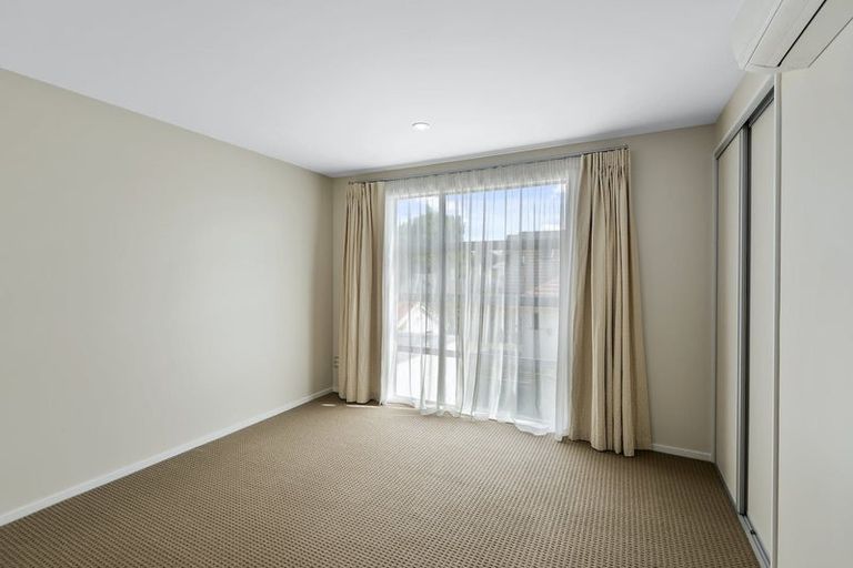 Photo of property in 72 Wai-iti Terrace, Bryndwr, Christchurch, 8052