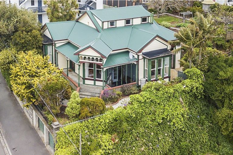 Photo of property in 50 Russell Terrace, Berhampore, Wellington, 6023