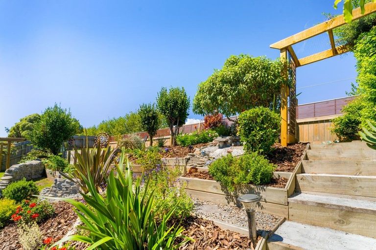 Photo of property in 7 Aqua Way, Paraparaumu, 5032