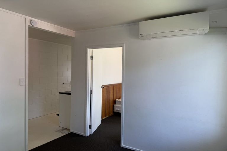 Photo of property in 6 Eban Avenue, Hillcrest, Auckland, 0627