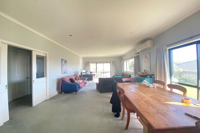 Photo of property in 23 Milford Street, Aotea, Porirua, 5024
