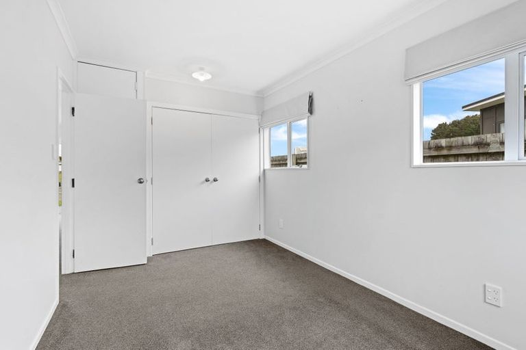 Photo of property in 16 Hydrabad Drive, Waitarere Beach, Levin, 5510