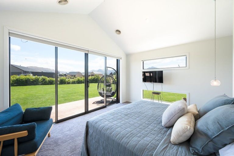Photo of property in 672 Aubrey Road, Wanaka, 9305