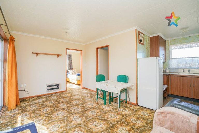 Photo of property in 37 Papatotara Road, Tuatapere, 9620