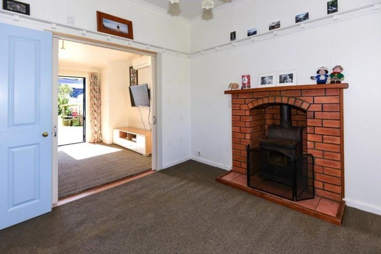 Photo of property in 3028 Coaltrack Road, Coalgate, 7673