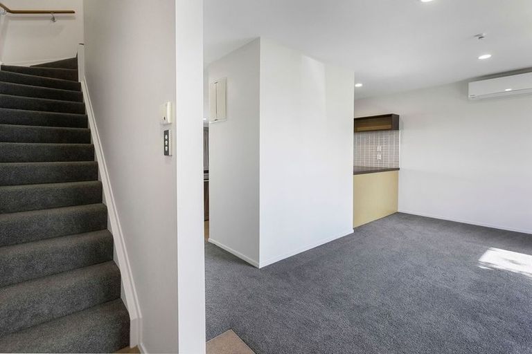 Photo of property in 28 Zabeel Crescent, Takanini, 2112