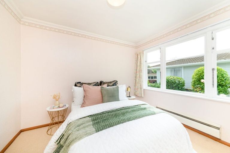 Photo of property in 76 Birmingham Street, Takaro, Palmerston North, 4412