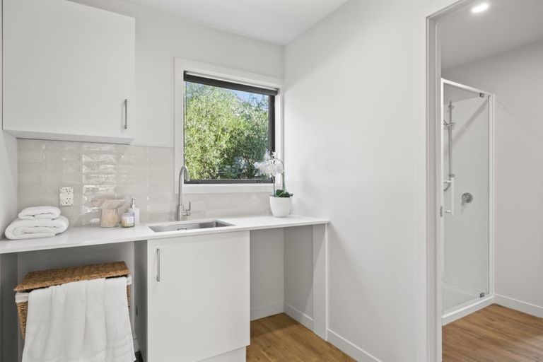 Photo of property in 3/48 Mcfaddens Road, St Albans, Christchurch, 8052