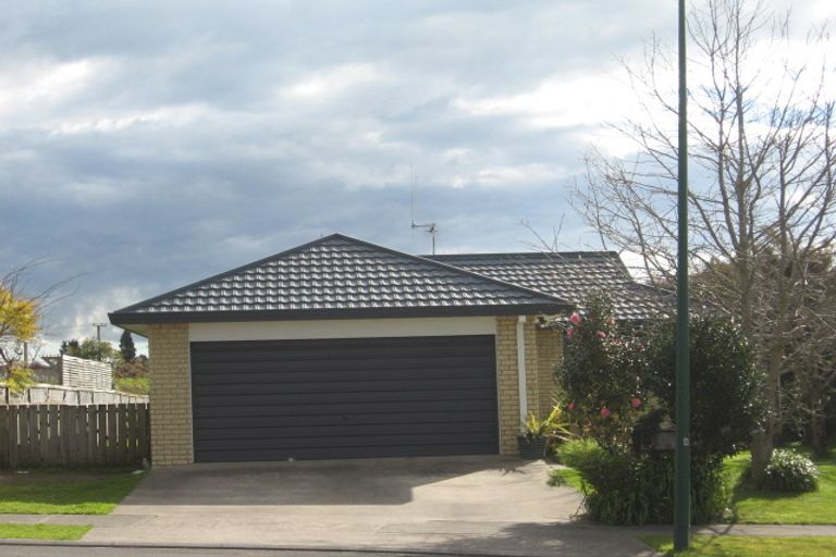 Photo of property in 8 Cloverlea Walk, Welcome Bay, Tauranga, 3112