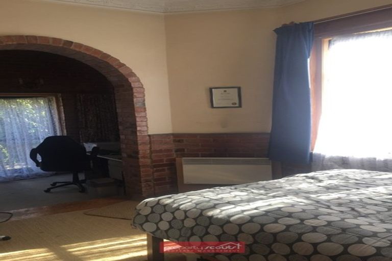 Photo of property in 2 Heriot Row, Dunedin Central, Dunedin, 9016