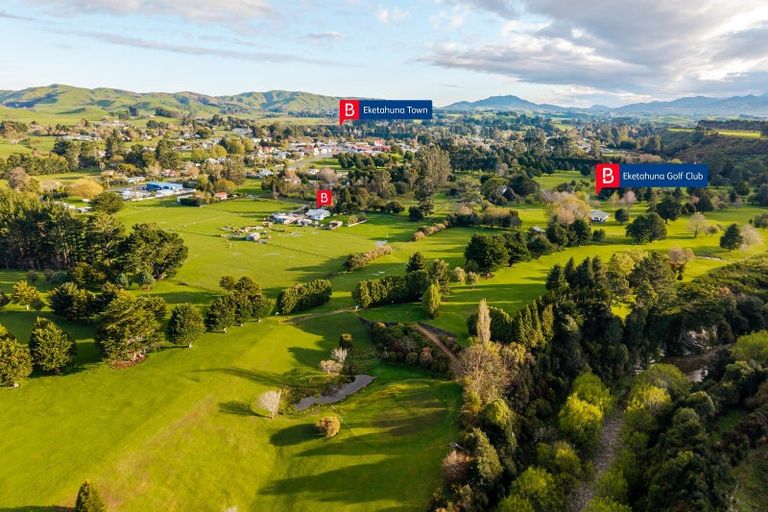 Photo of property in 14 Carters Road, Eketahuna, 4900