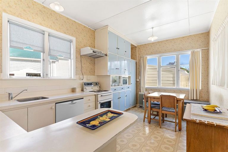 Photo of property in 112 Pownall Street, Masterton, 5810