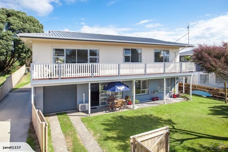 Photo of property in 166 Harbour Road, Ohope, 3121