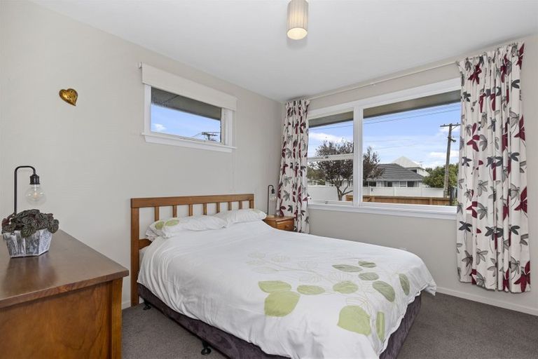 Photo of property in 38 Chedworth Avenue, Bishopdale, Christchurch, 8053