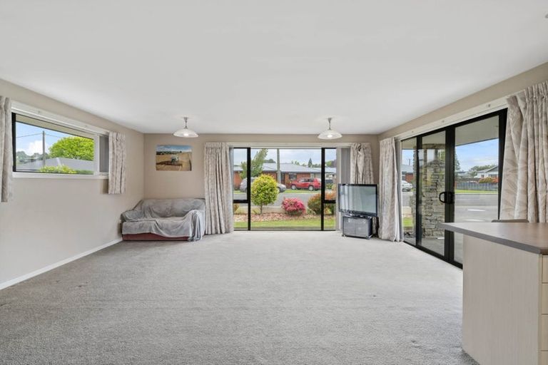 Photo of property in 2b Irving Street, Gore, 9710