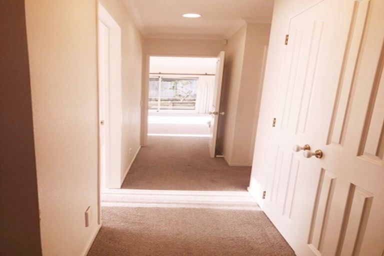 Photo of property in 3 Belsera Court, Northpark, Auckland, 2013