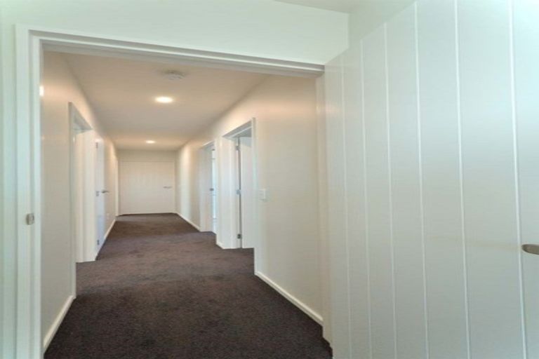 Photo of property in 3 Keeper Close, Woodend, 7610