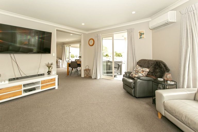 Photo of property in 6 Halston Close, Huntingdon, Ashburton, 7774