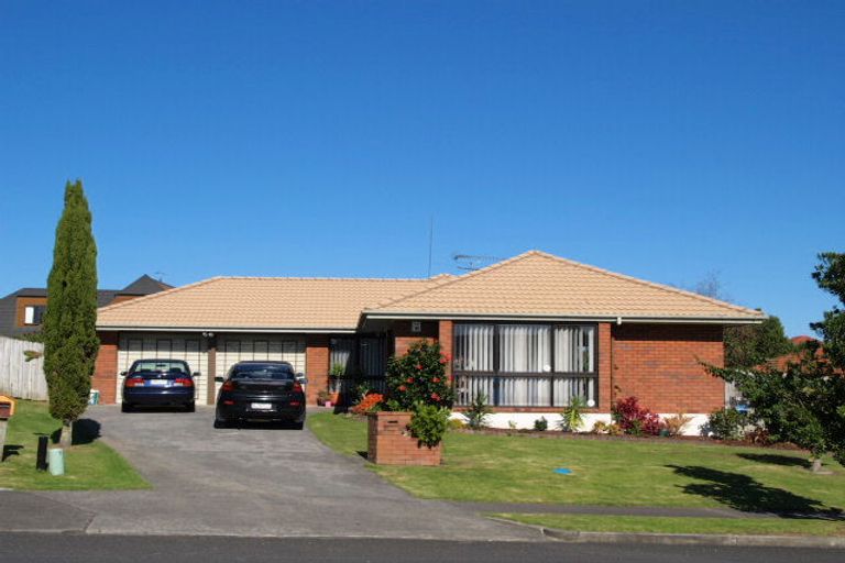 Photo of property in 54 Orangewood Drive, Northpark, Auckland, 2013