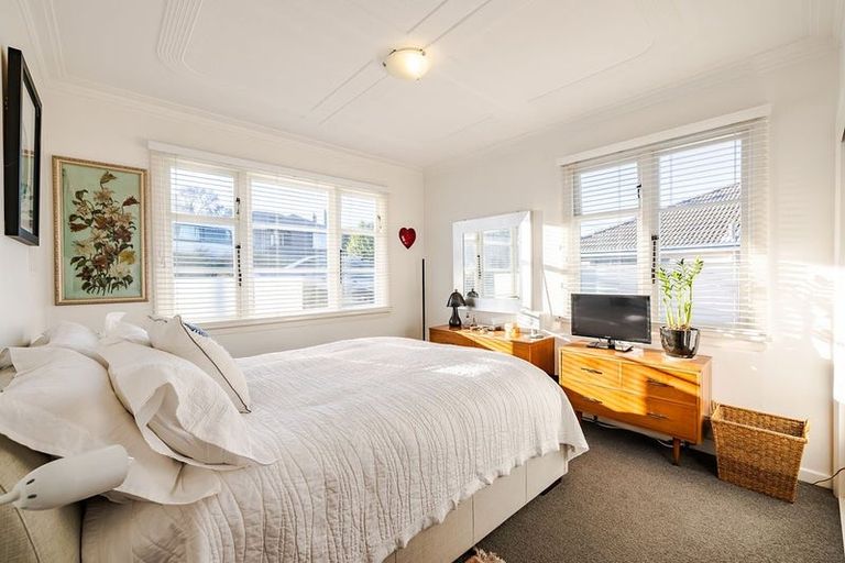 Photo of property in 151 Easther Crescent, Kew, Dunedin, 9012