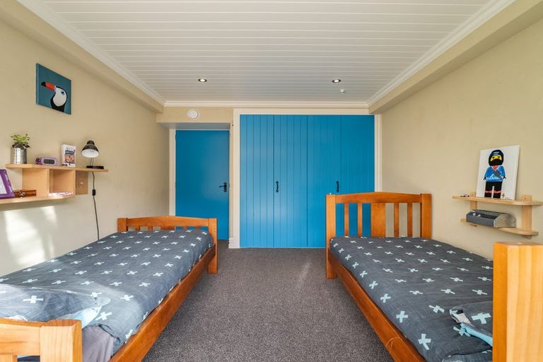 Photo of property in 64 Ellesmere Street, Ravensbourne, Dunedin, 9022