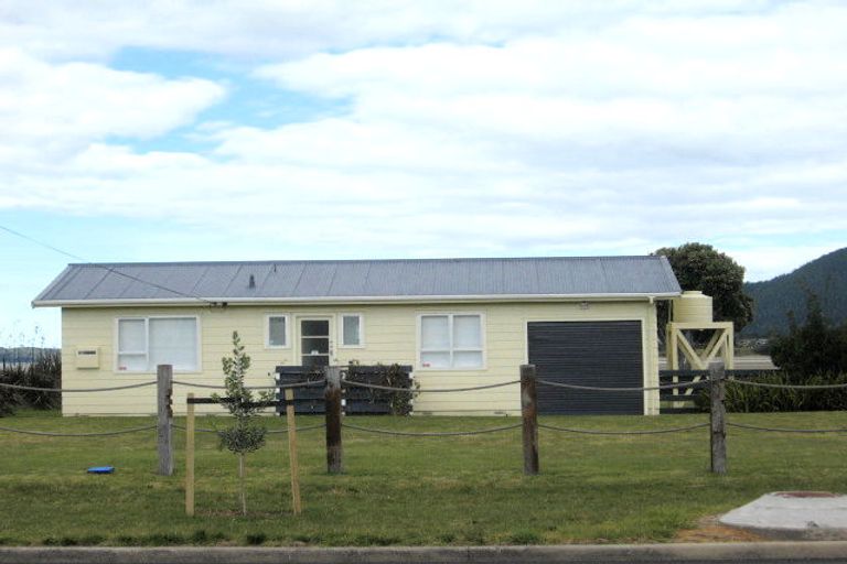 Photo of property in 35 Manaia Road, Tairua, 3508