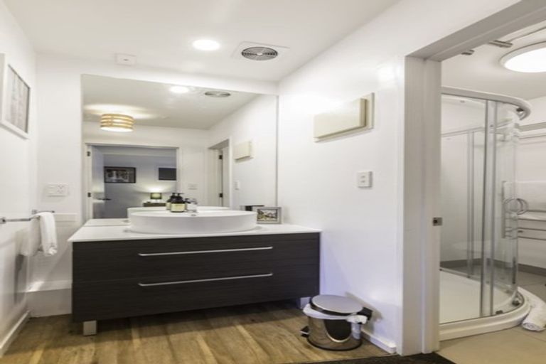 Photo of property in 402 Frankton Road, Queenstown, 9300