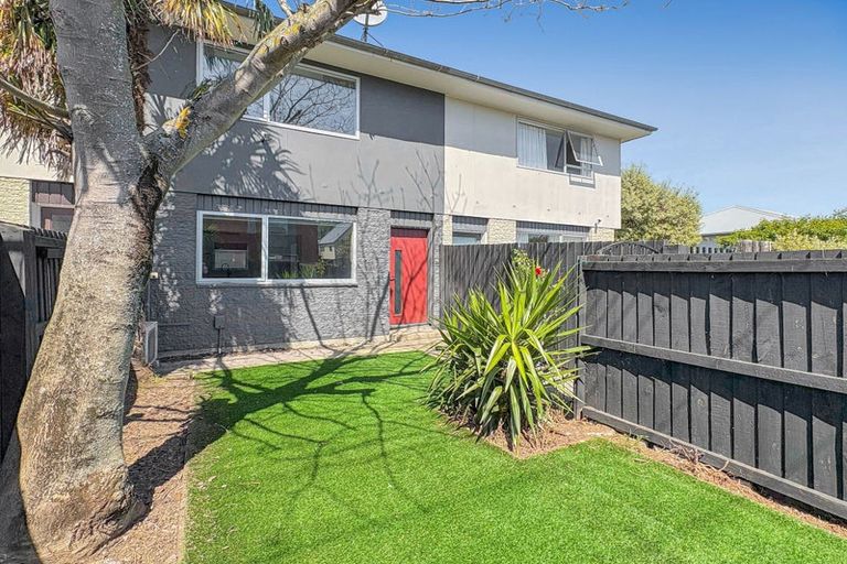 Photo of property in 2/20 Rosewarne Street, Spreydon, Christchurch, 8024