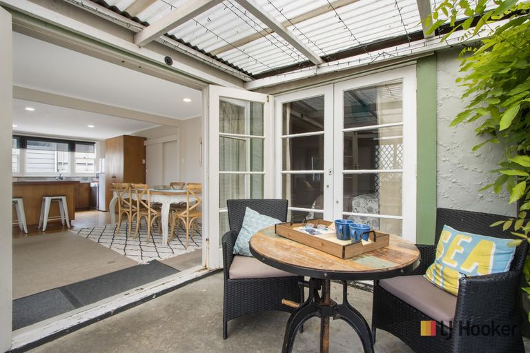 Photo of property in 10 Dillon Street, Waihi Beach, 3611