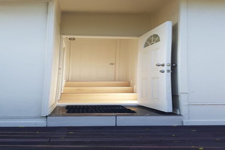 Photo of property in 10 Laurel Oak Drive, Schnapper Rock, Auckland, 0632