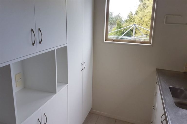 Photo of property in 1427 Whangaparaoa Road, Army Bay, Whangaparaoa, 0930