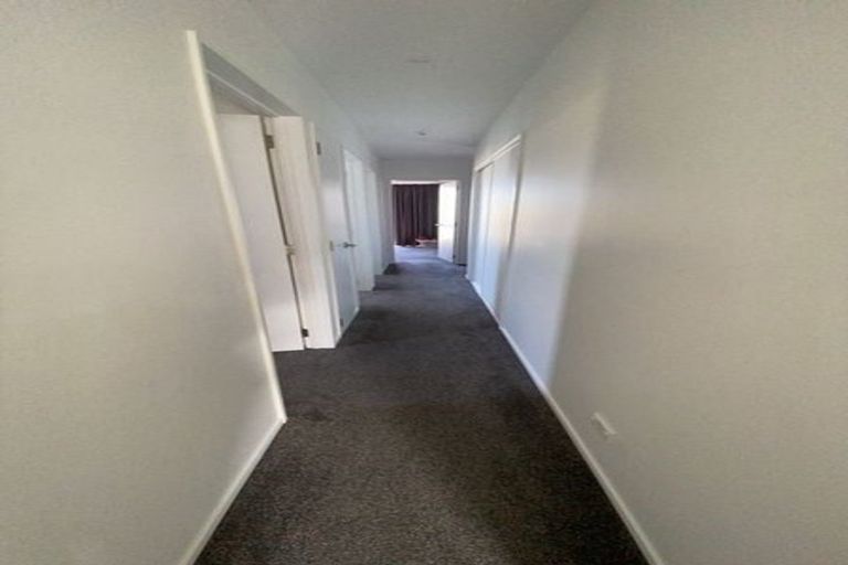Photo of property in 2/28 Mortlake Street, Islington, Christchurch, 8042