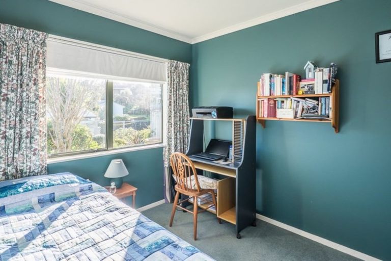 Photo of property in 131 Weggery Drive, Waikanae Beach, Waikanae, 5036