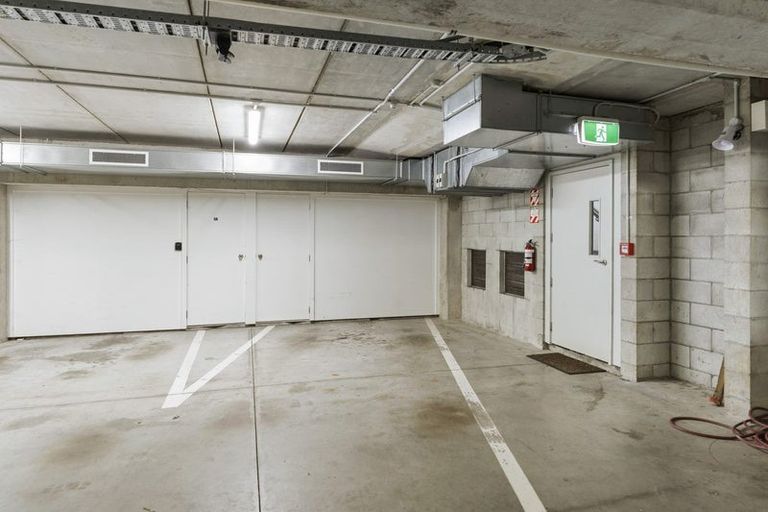 Photo of property in The Grand Apartments, 1d/4 Kell Drive, Albany, Auckland, 0632