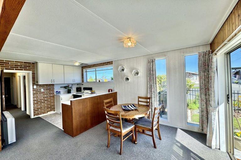 Photo of property in 37a-b Puriri Street, Highfield, Timaru, 7910