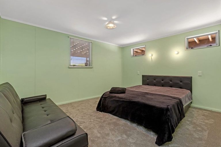 Photo of property in 2 Taipari Avenue, Raglan, 3225