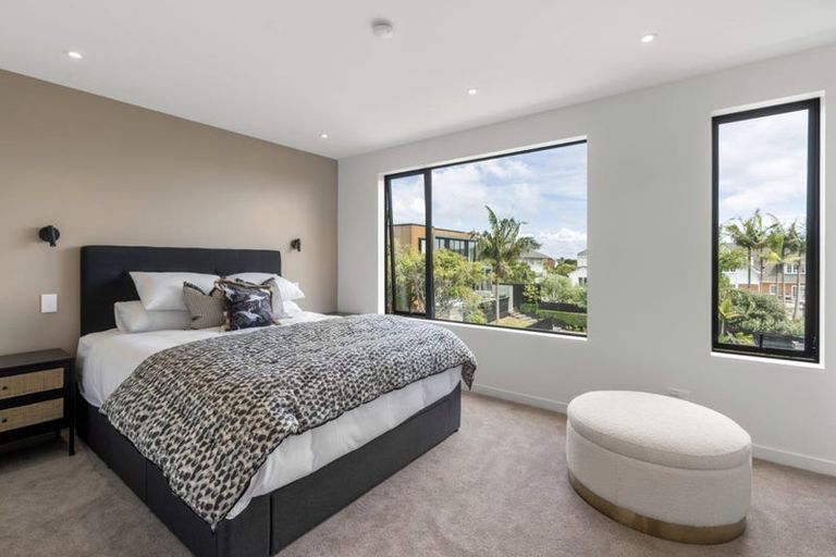 Photo of property in 32 Dudley Road, Inglewood, 4386