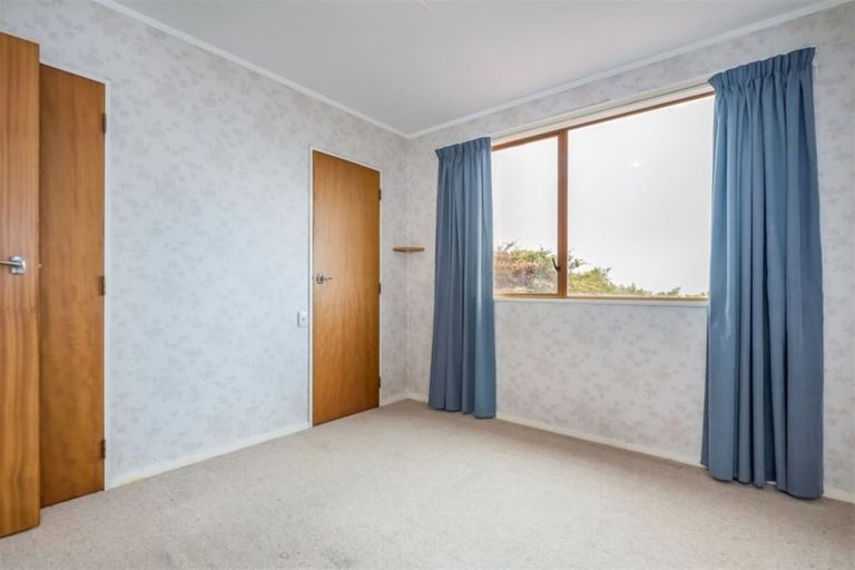 Photo of property in 15a Lenox Grove, Johnsonville, Wellington, 6037