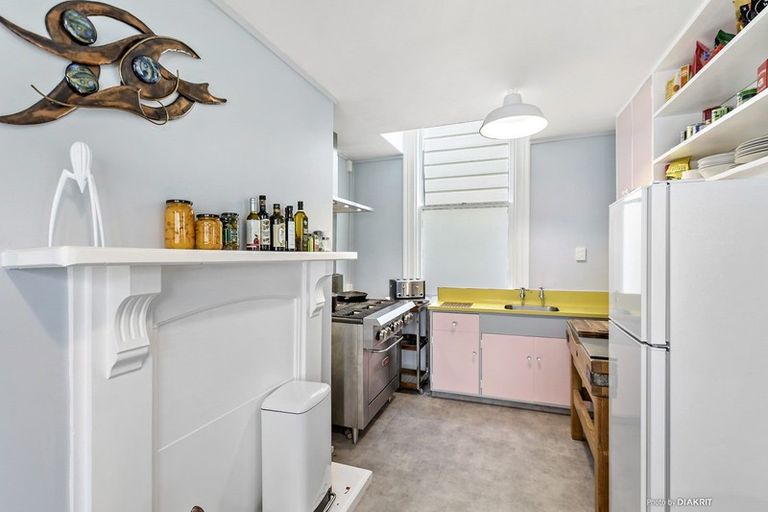 Photo of property in 78 Tinakori Road, Thorndon, Wellington, 6011