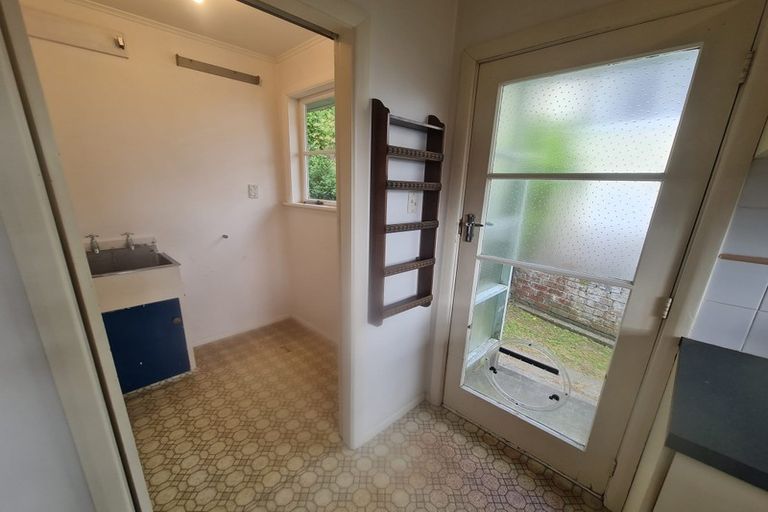 Photo of property in 28 Arapiko Street, Johnsonville, Wellington, 6037