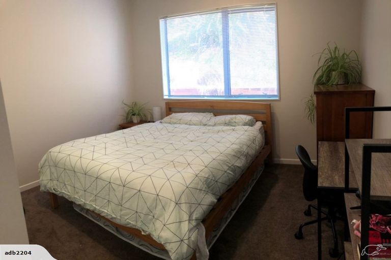 Photo of property in 35 Remuremu Street, Long Bay, Auckland, 0630