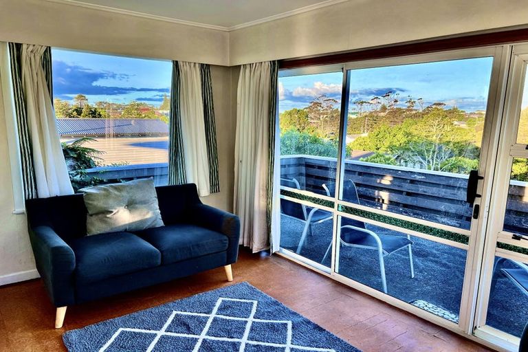 Photo of property in 16 Ambler Avenue, Glen Eden, Auckland, 0602