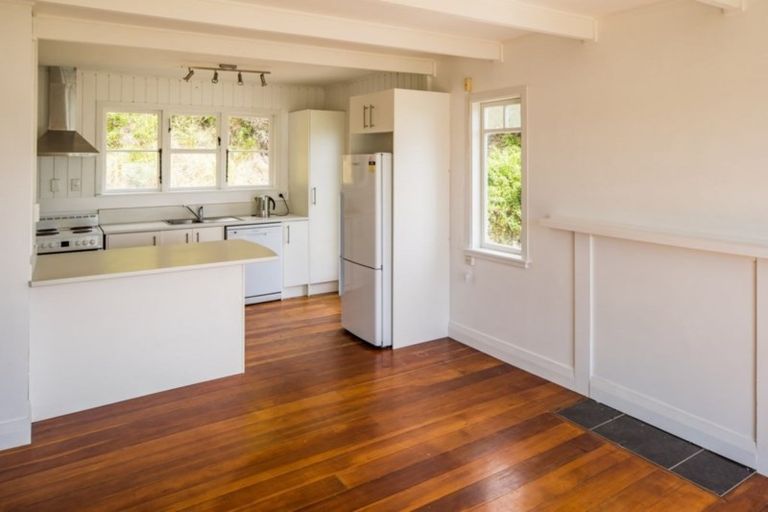 Photo of property in 57-59 Seaview Road, Paremata, Porirua, 5024