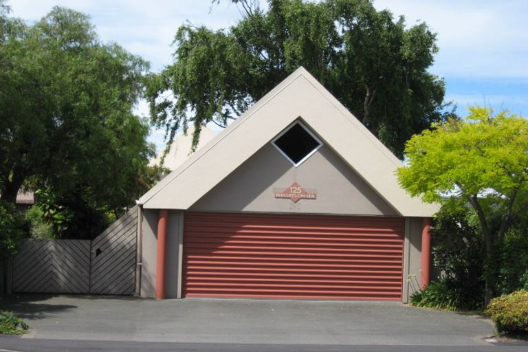 Photo of property in 125 Main Road, Redcliffs, Christchurch, 8081