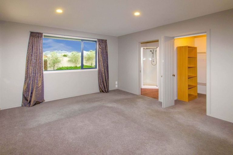 Photo of property in 40 Sunninghurst Drive, Fairfield, Dunedin, 9018