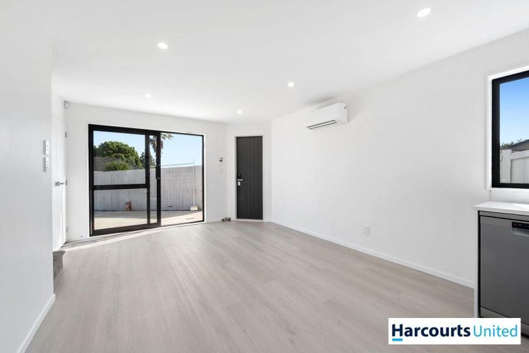 Photo of property in 6a Ariki Place, Red Hill, Papakura, 2110