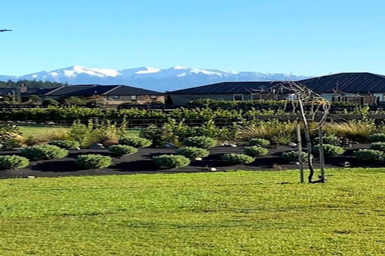 Photo of property in 17 Landsborough Drive, Darfield, 7571