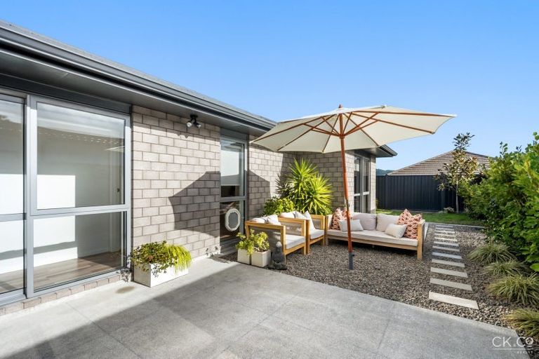Photo of property in 9 Pattullo Crescent, Wallaceville, Upper Hutt, 5018