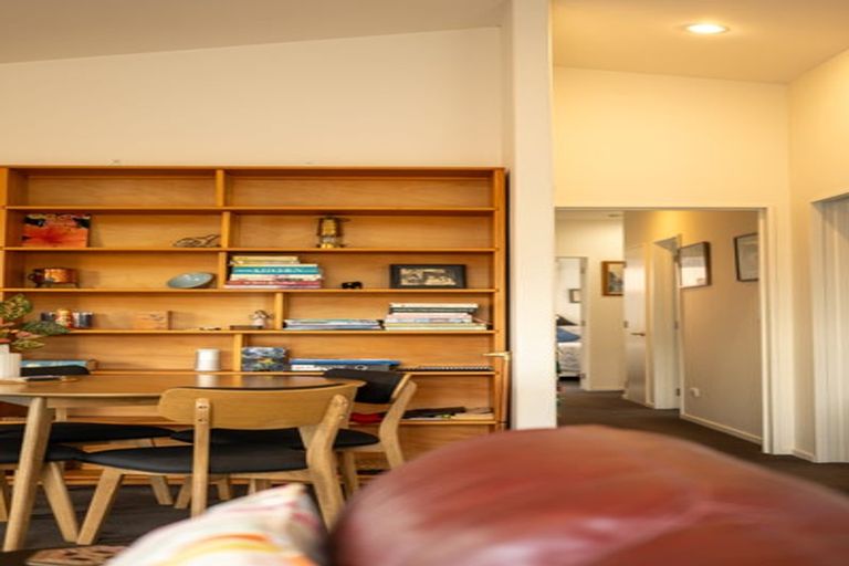 Photo of property in 29 Moncks Spur Road, Redcliffs, Christchurch, 8081