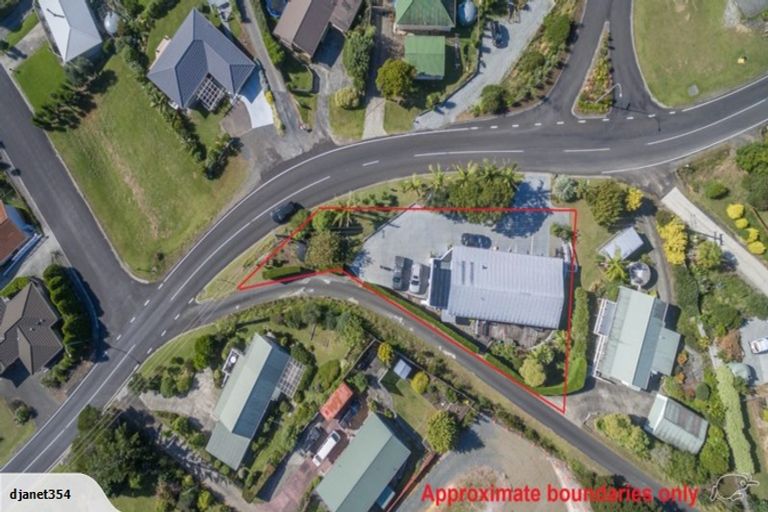 Photo of property in 33 Cable Bay Block Road, Cable Bay, 0420